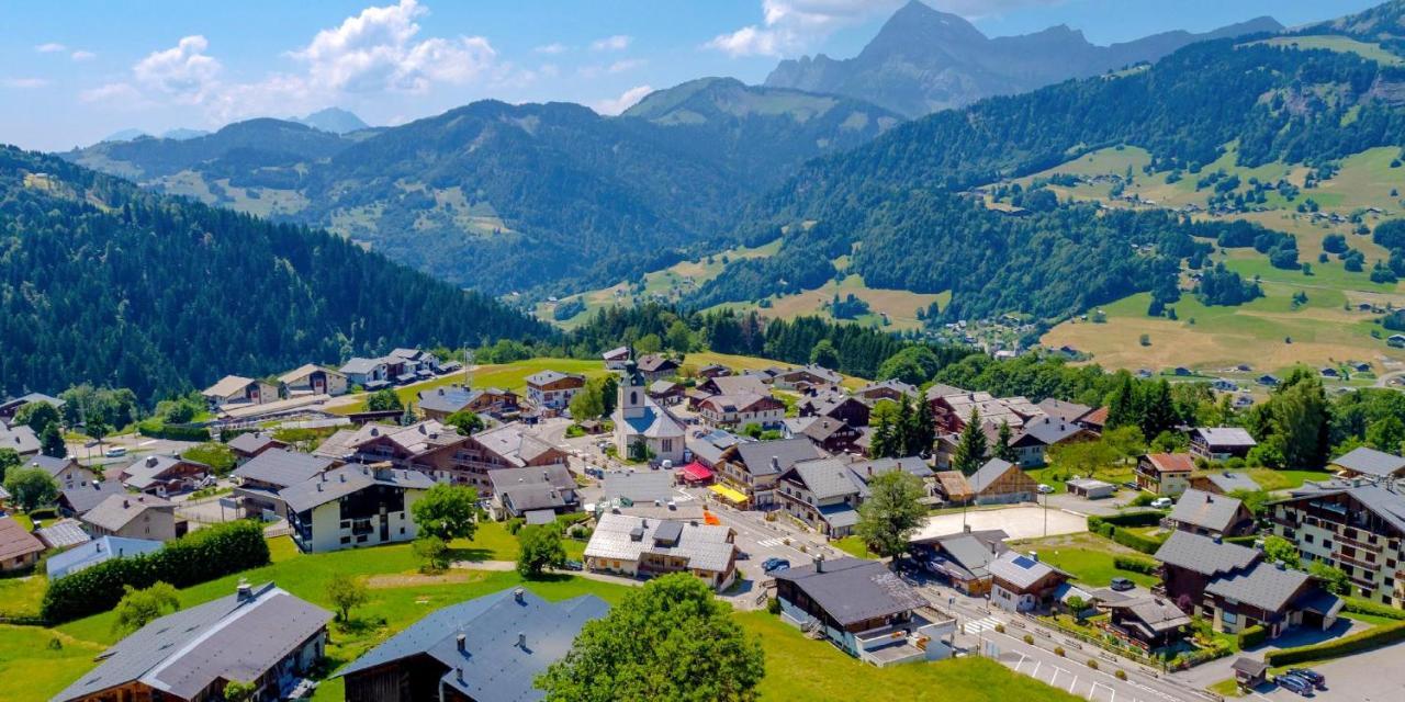 Appartement Confortable Avec Vue Sur La Montagne ノートル・ダム・ド・ベルコンブ エクステリア 写真